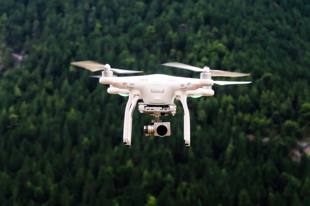 300 tūkst. eurų Vilniaus projektas: kiniškomis kameromis ir dronais stebės šiukšlintojus