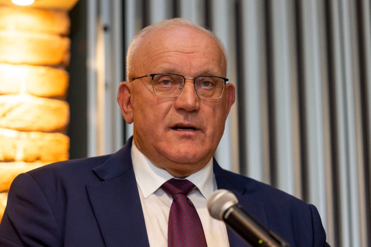 J. Pinskus