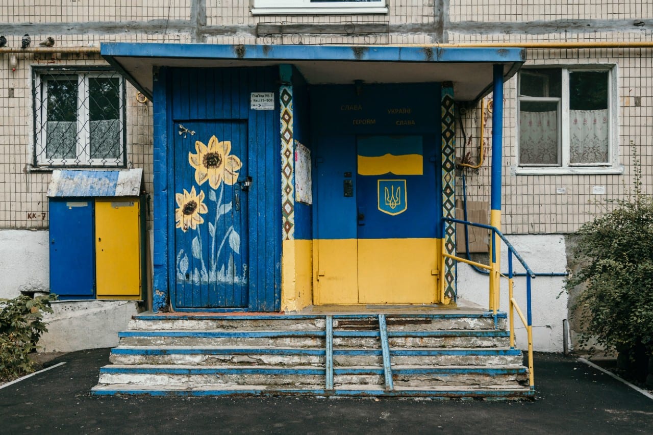 Ukraina