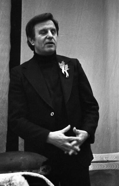 Justinas Marcinkevičius Naisiuose 1979 metais