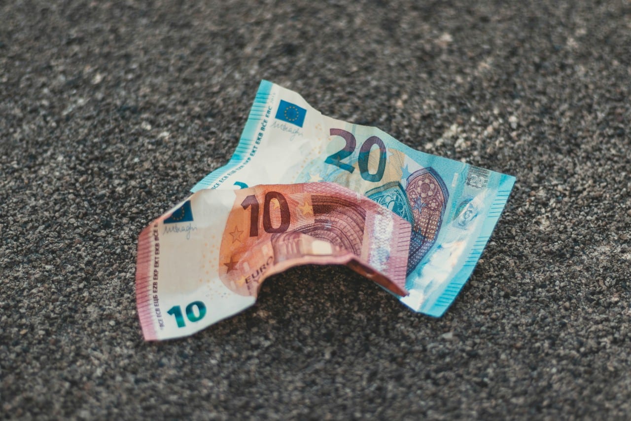 Pokyčiai finansų sferoje