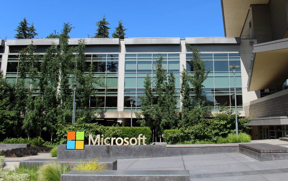 „Microsoft“ sulaukia atakų