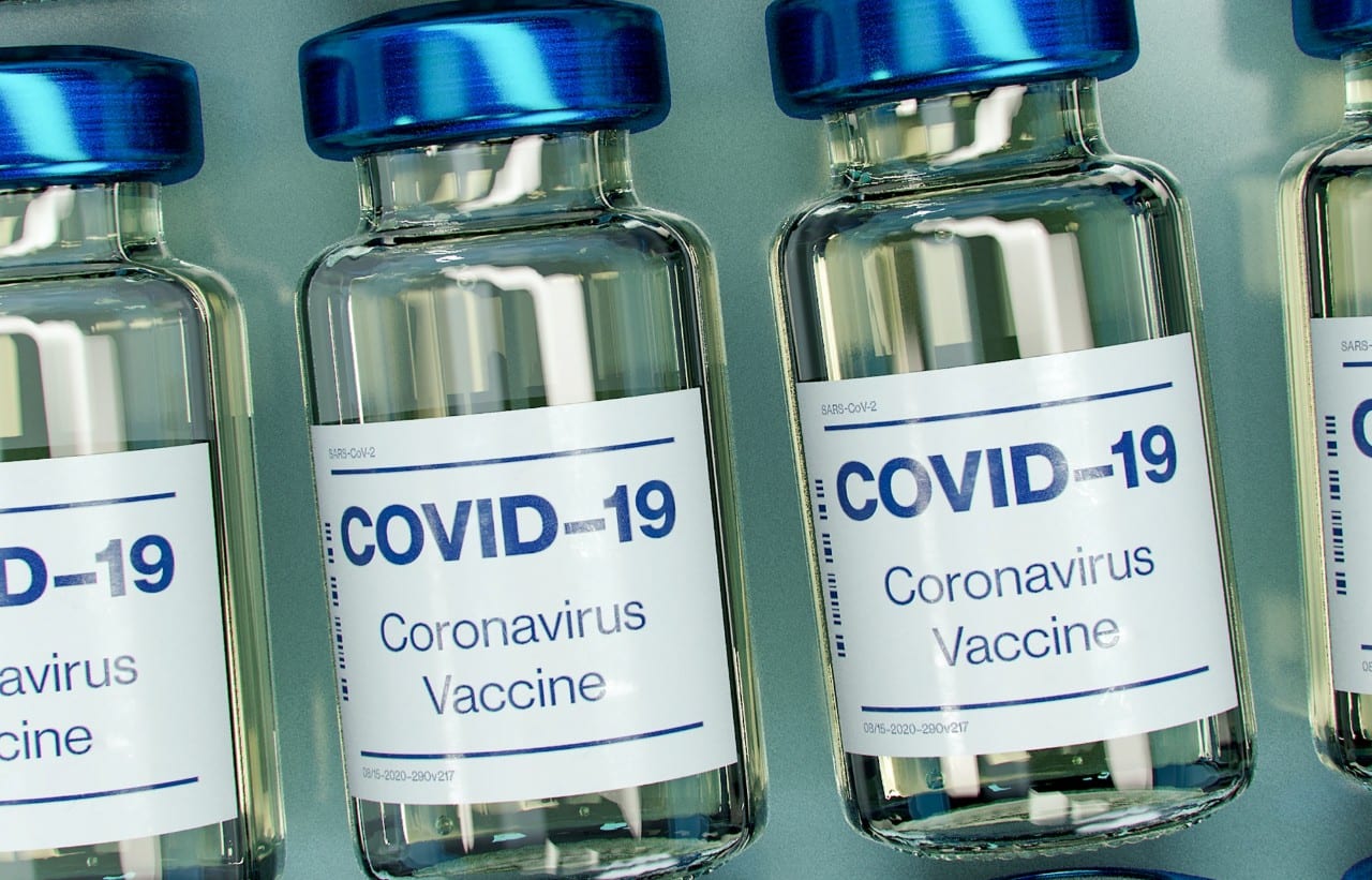 COVID-19 vakcinos