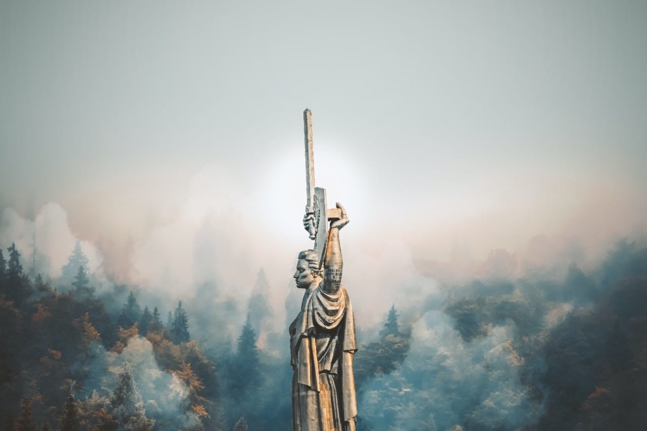 Ukraina