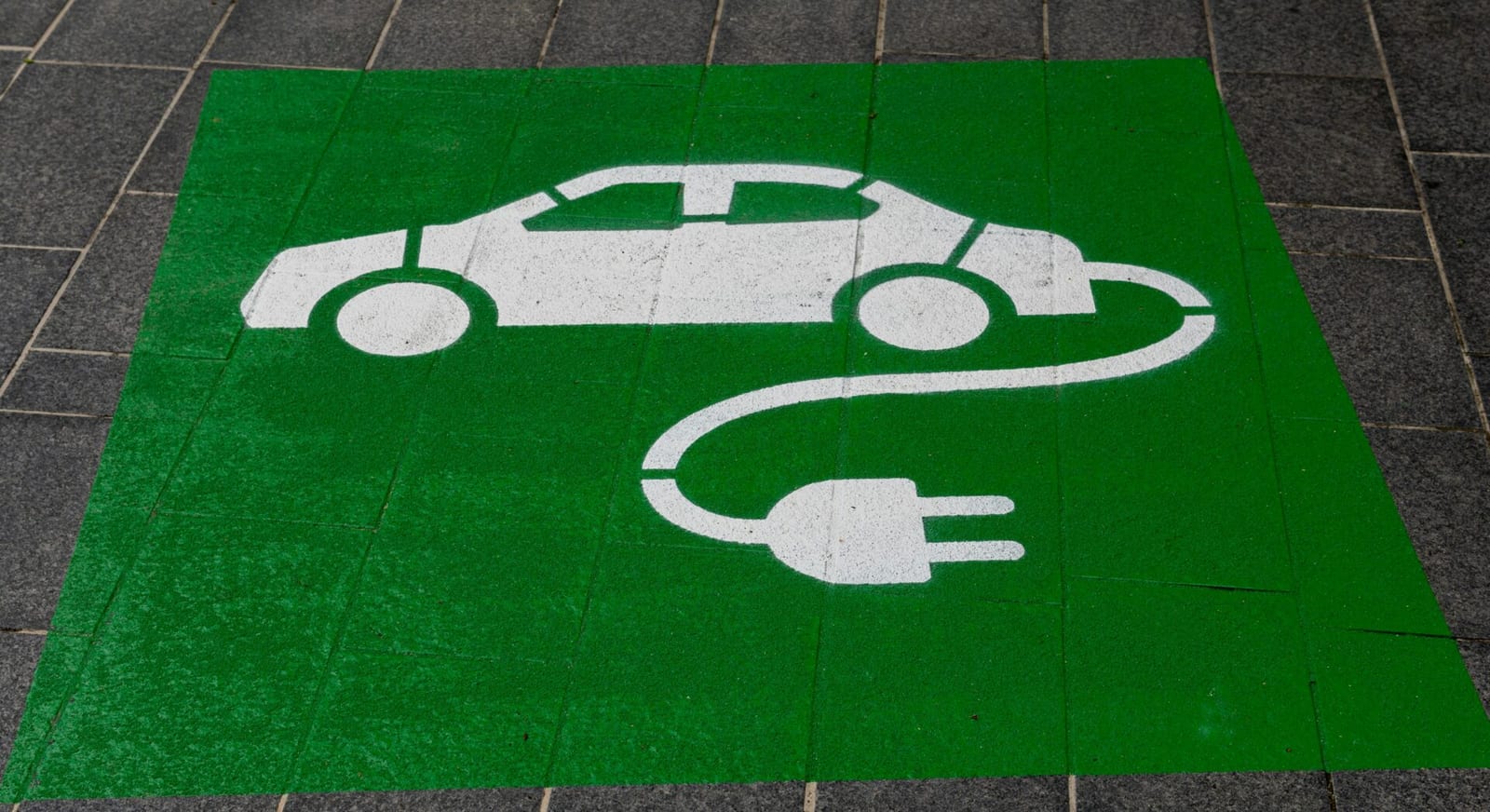 Elektra varomi automobiliai