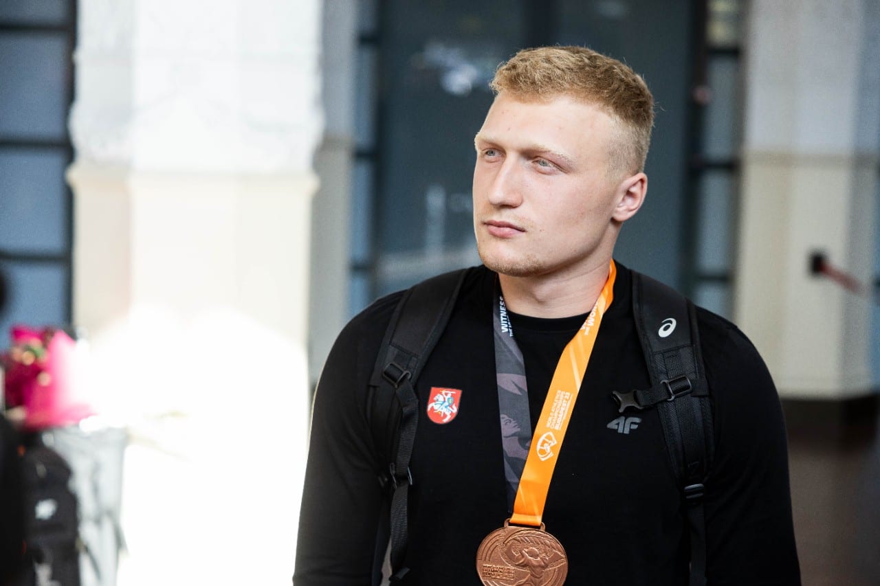 M. Alekna