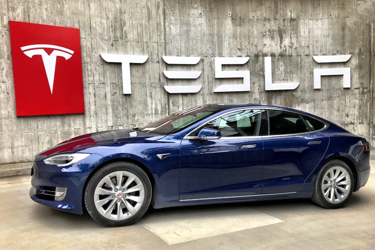 „Tesla“