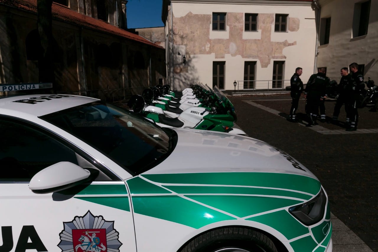 Policija