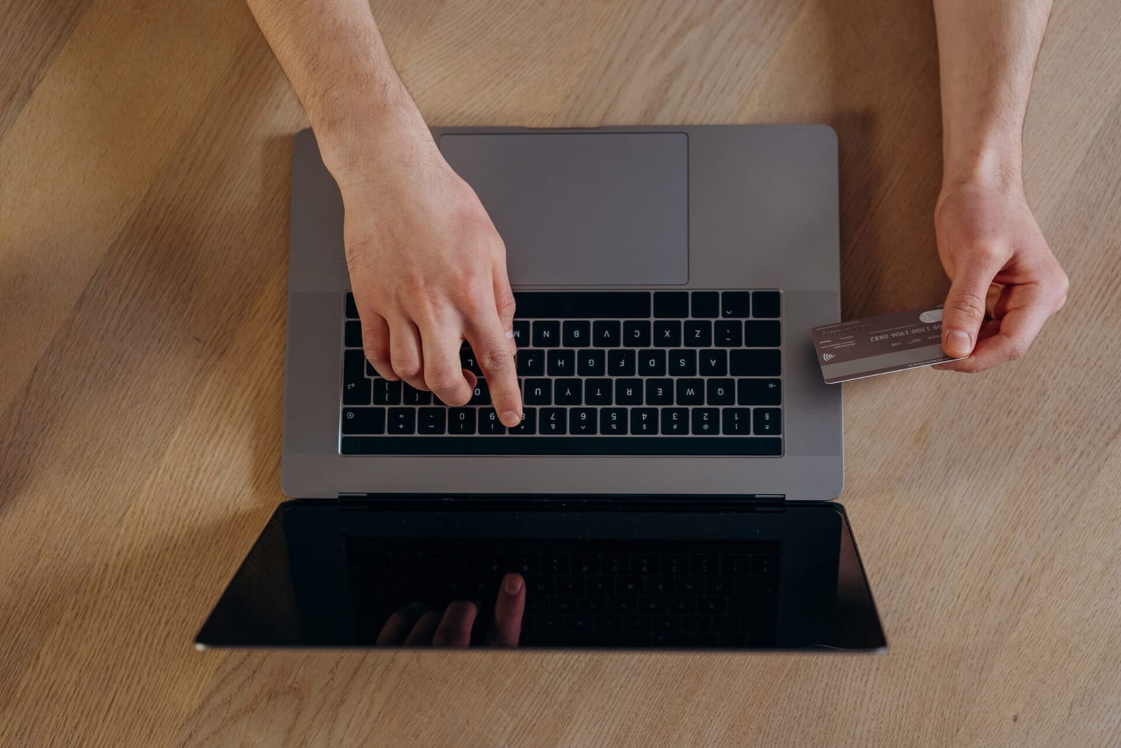 Duomenų bazė internete