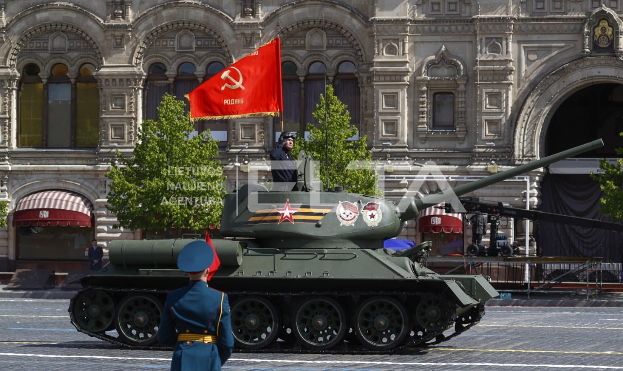 Tankas
