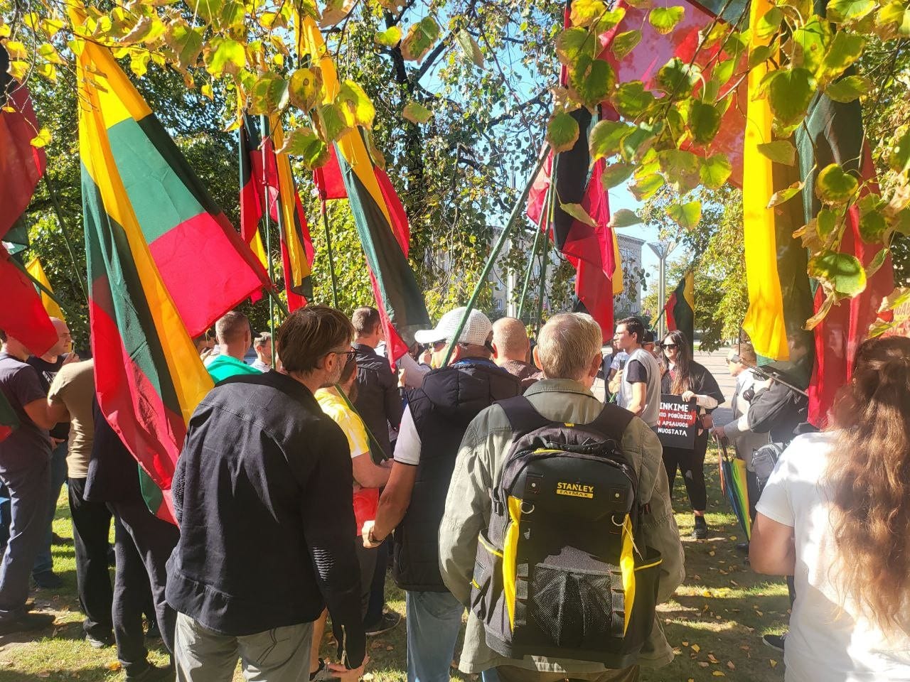 LGBT protesto akcija prie Seimo