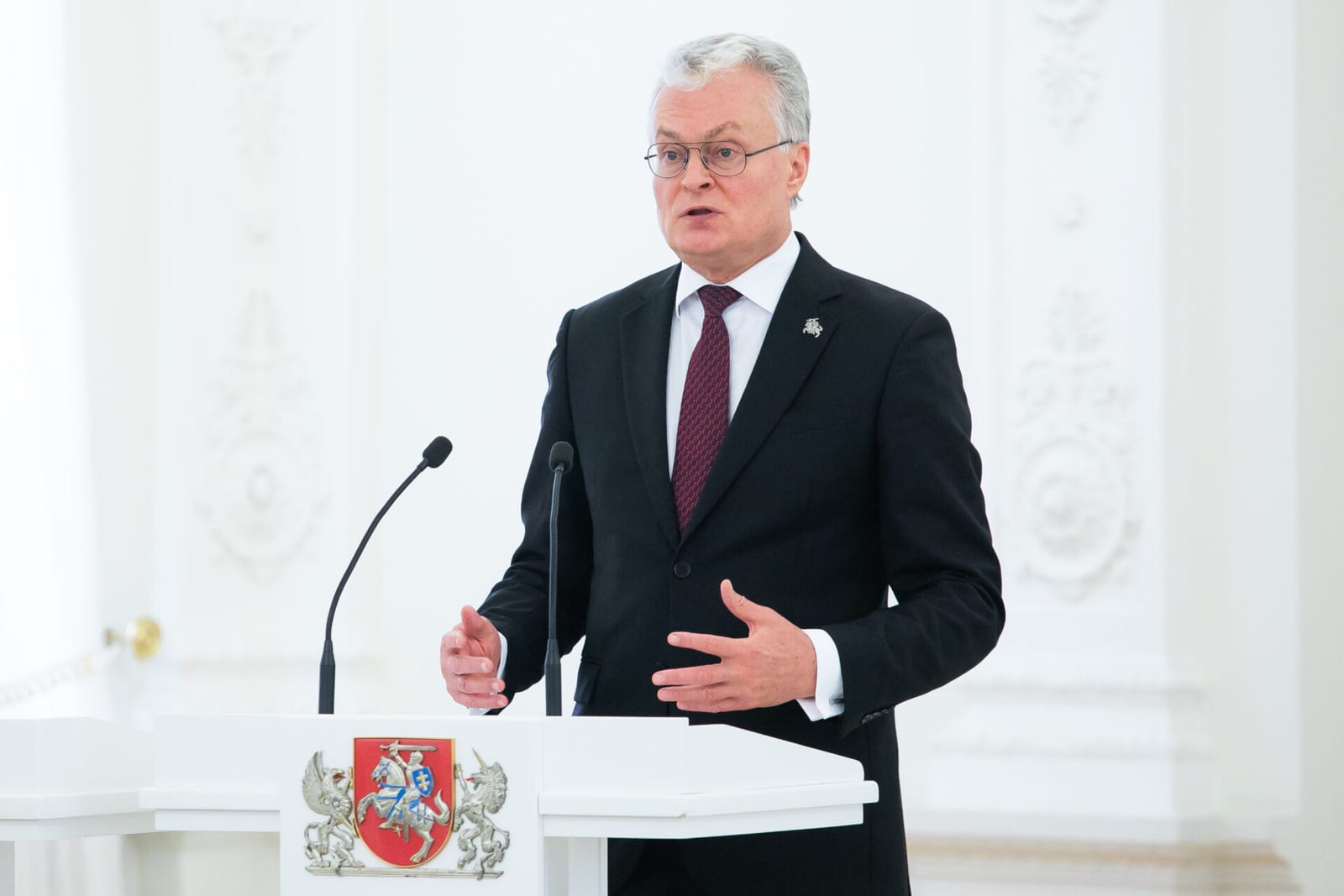 G. Nausėda