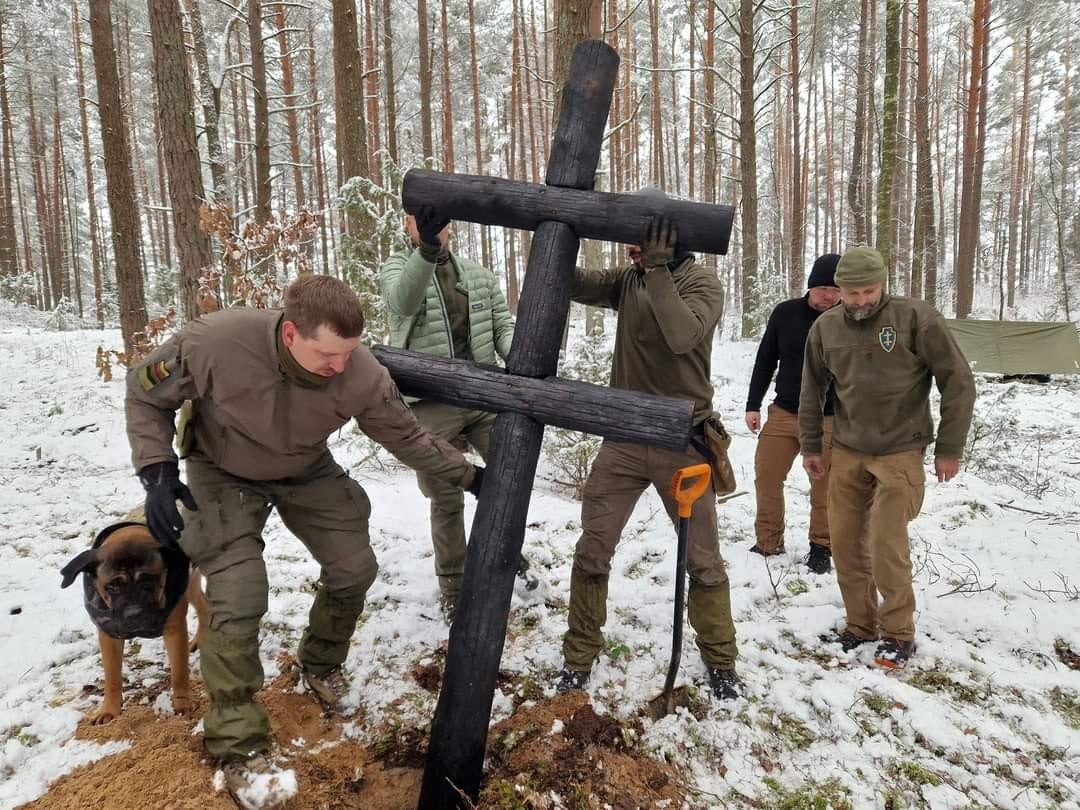 Partizanų kryžiaus darbai.