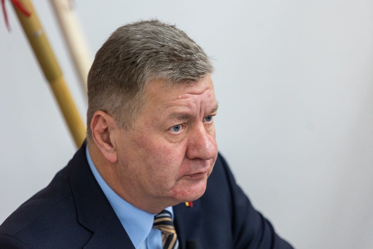 V. Tutkus