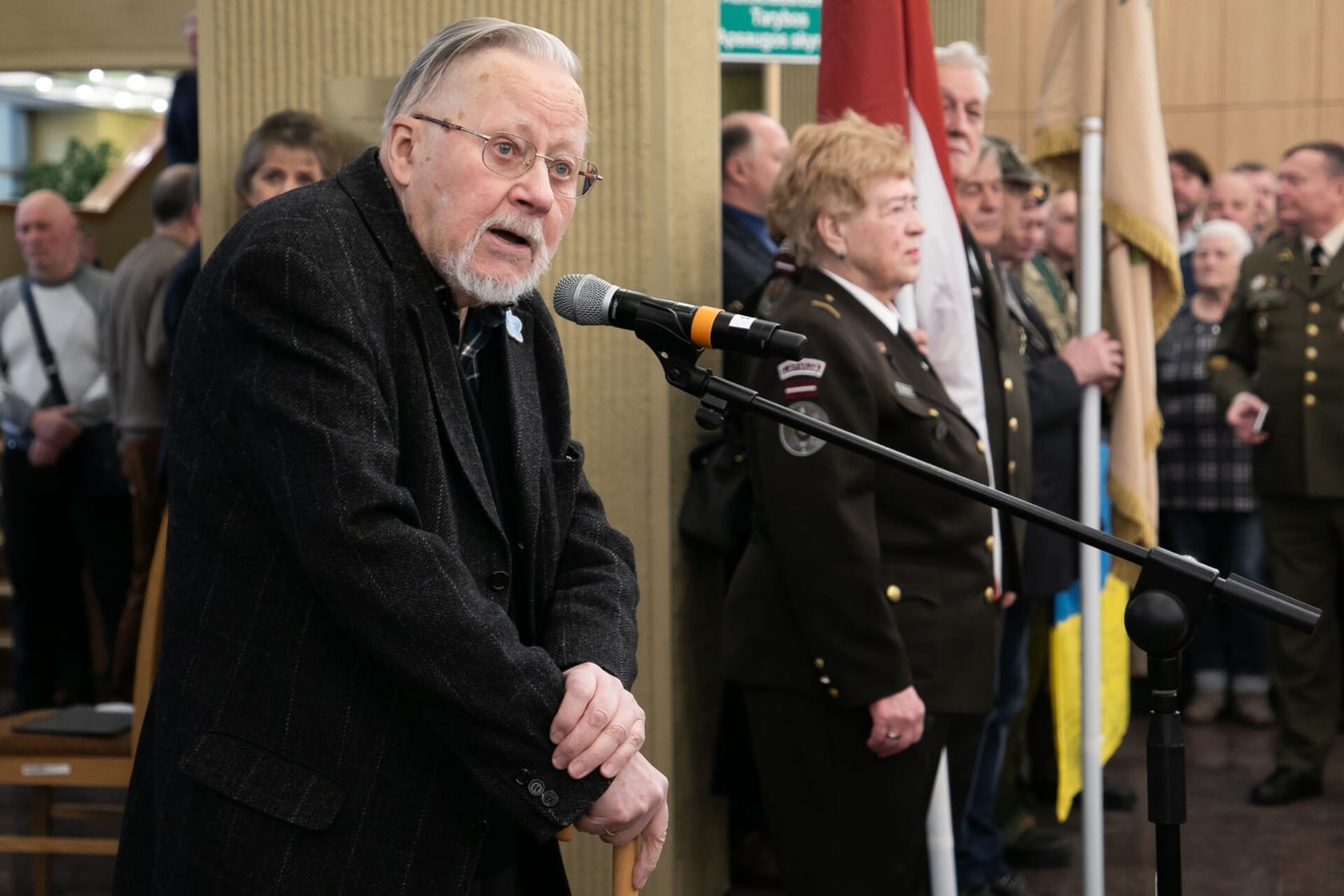 V. Landsbergis