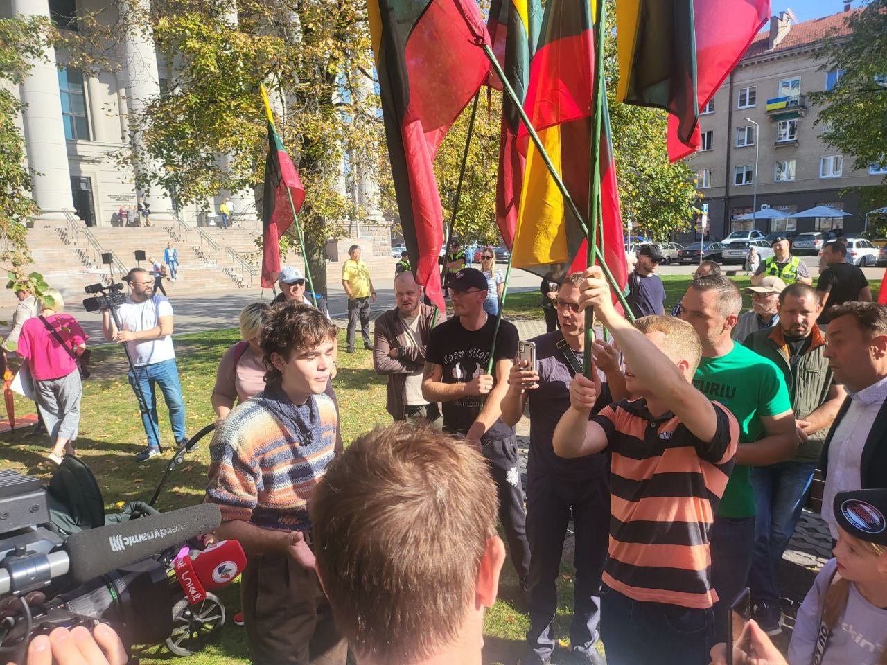 LGBT protesto akcija prie Seimo