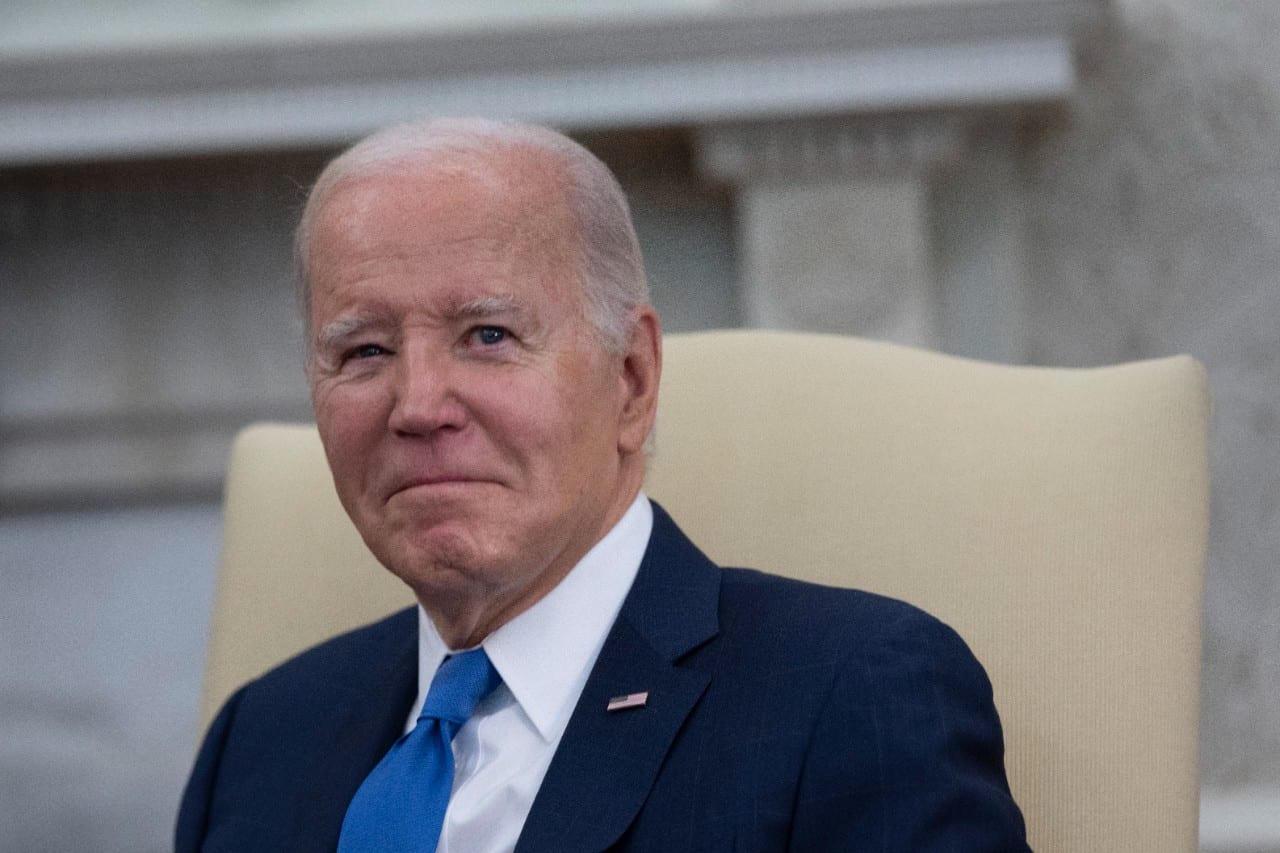 J. Bidenas