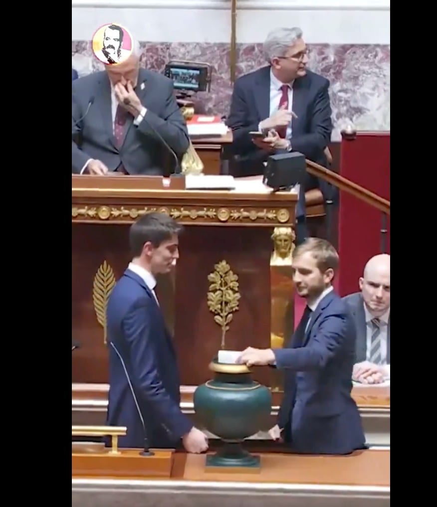 Nacionalinės asamblėjos posėdis.
