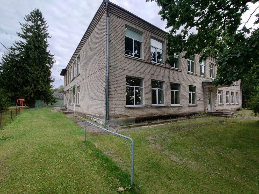 Gotlybiškių kaimo mokykla