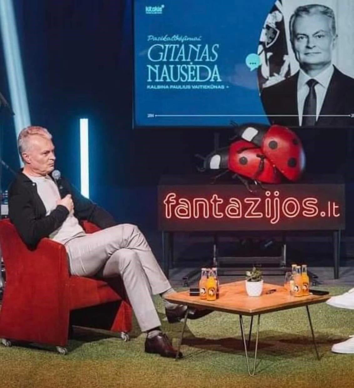 Kitokie pasikalbėjimai